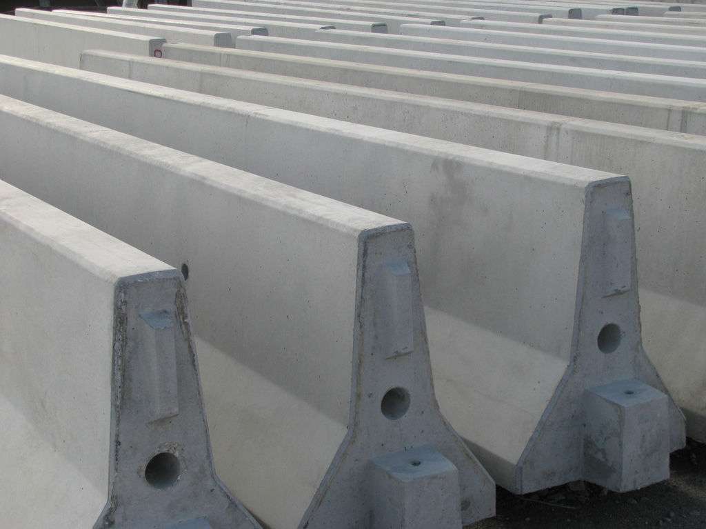 Protective barrier assembly
